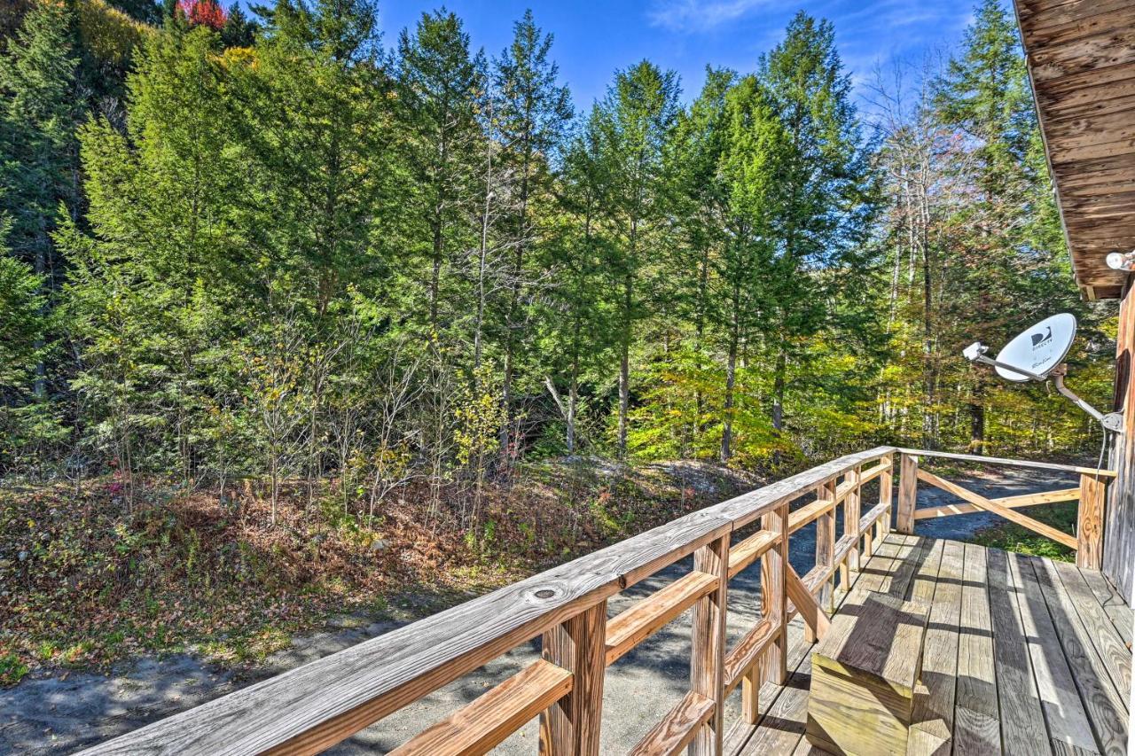 Remote Cabin With Fire Pit 3 Miles To Stowe Mtn! Exterior photo